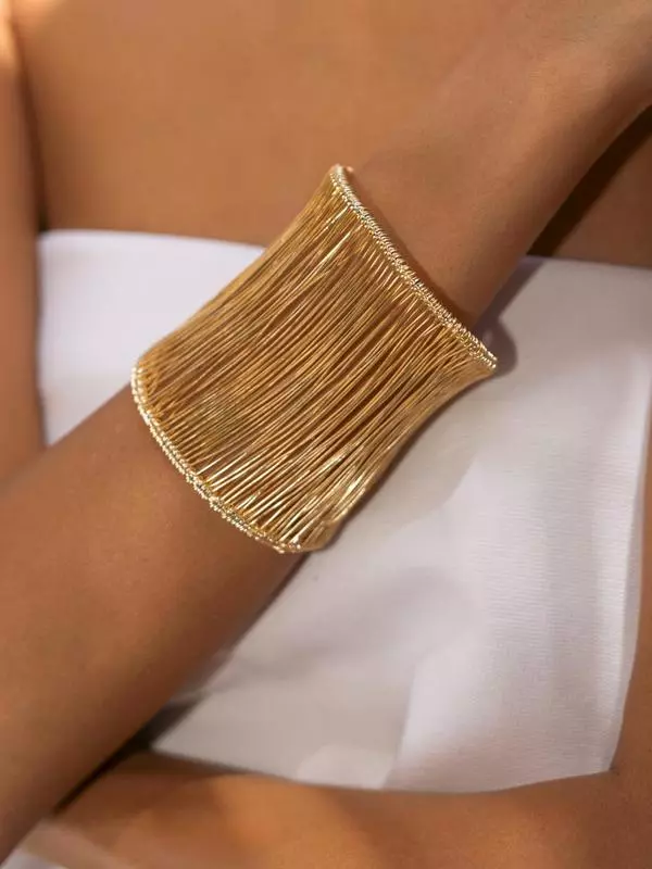 Gaia Bangle